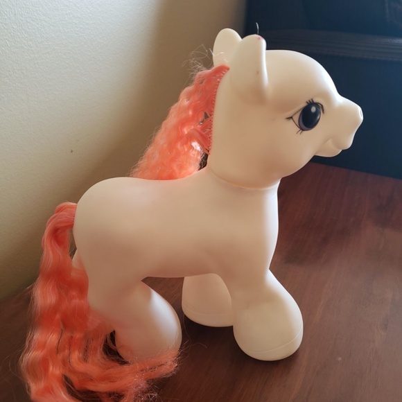Pony - Picture 2 of 2